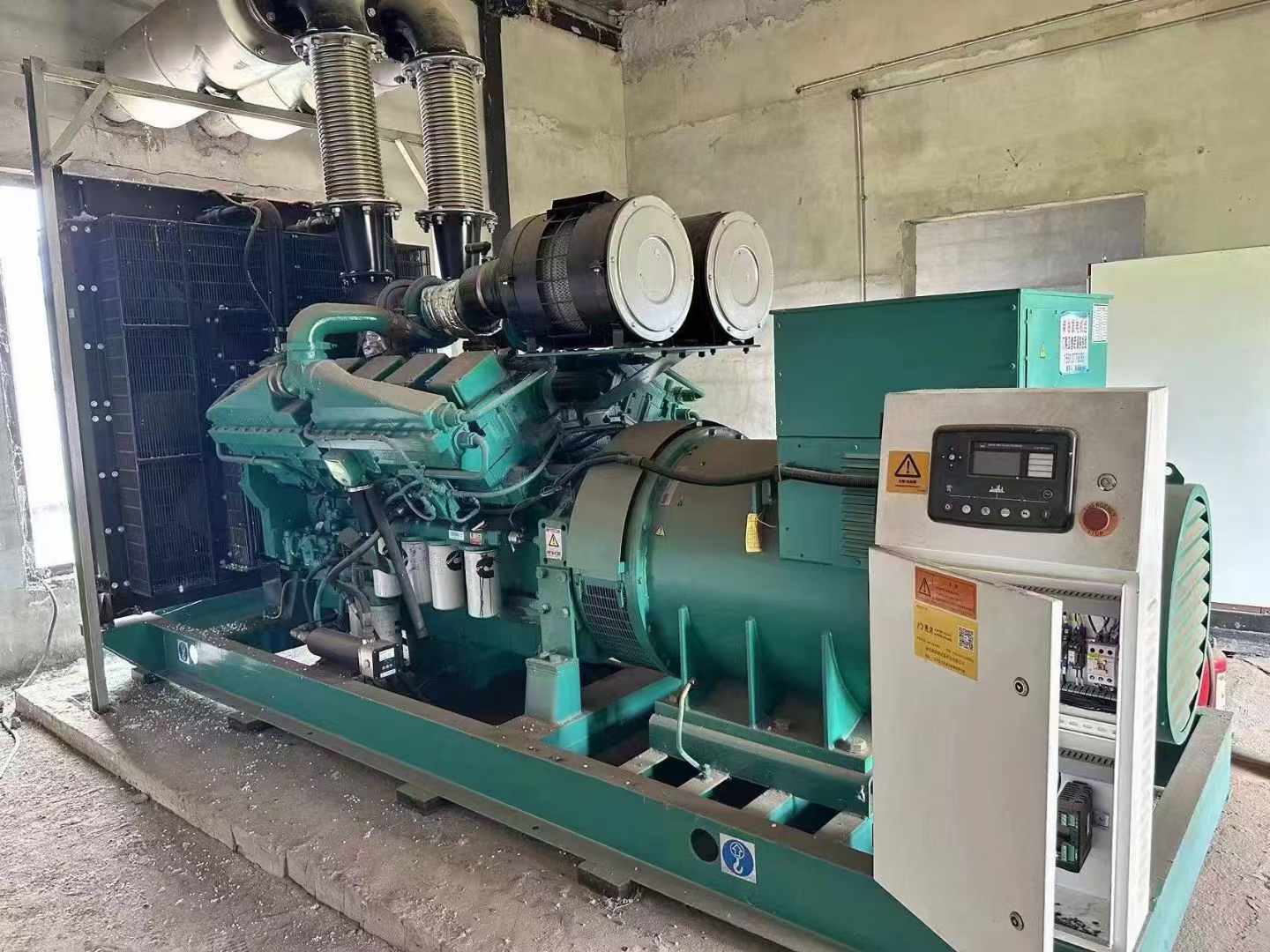 西沙无功补偿装置的性能评估需要考虑哪些因素？