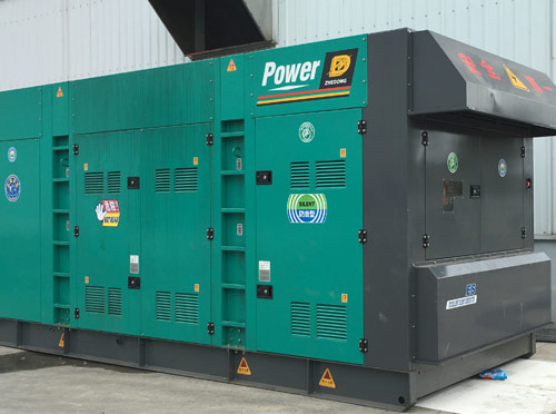 西沙升级发电机组的过程中需要注意哪些安全事项？